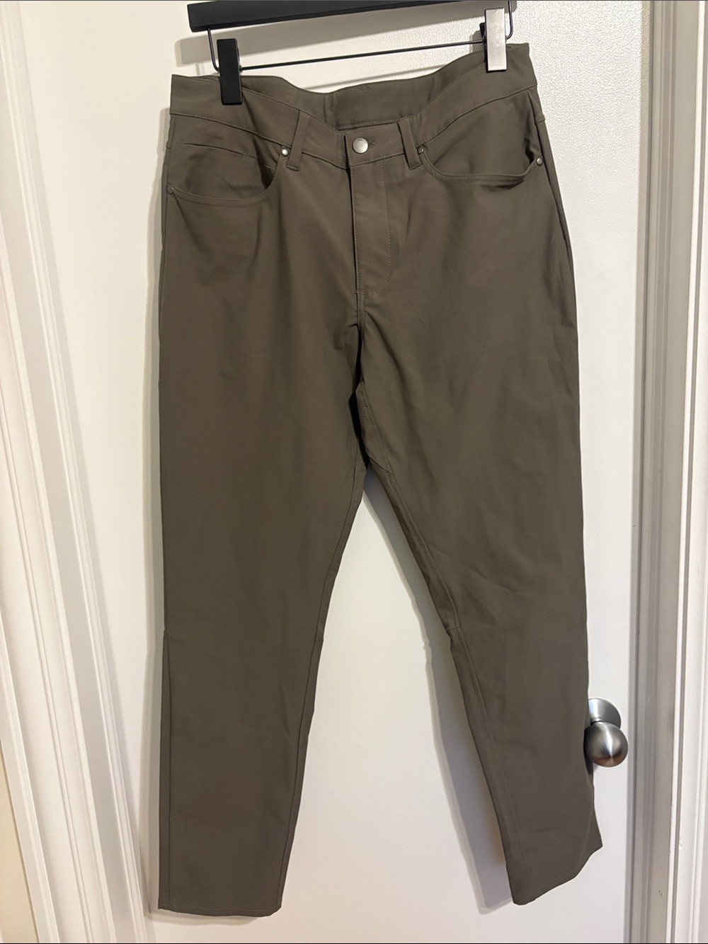 Cuts Clothing Olive dress pants for Men size 32/32